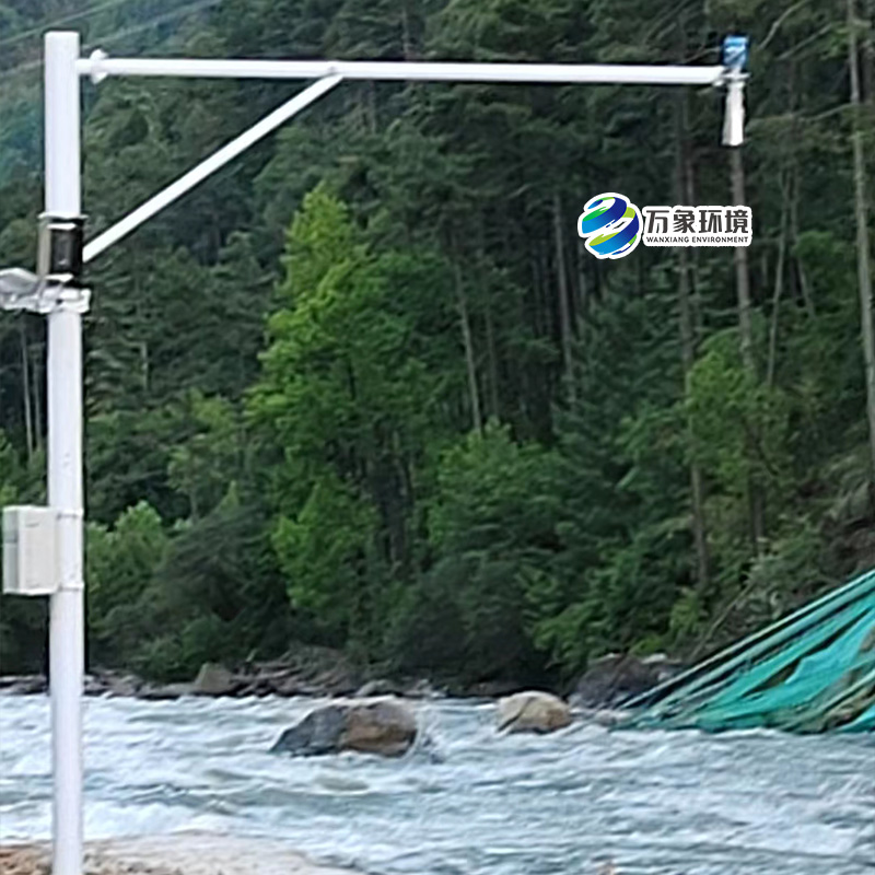 水雨情監測站：水位雨量暴漲下的安全監測站